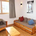 Apartment Near Piste De Tracouet