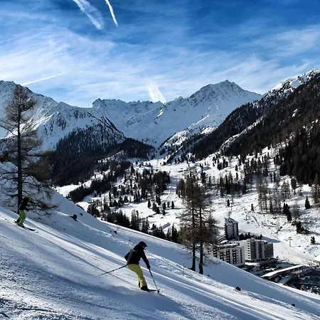 Daire Near Piste De Tracouet