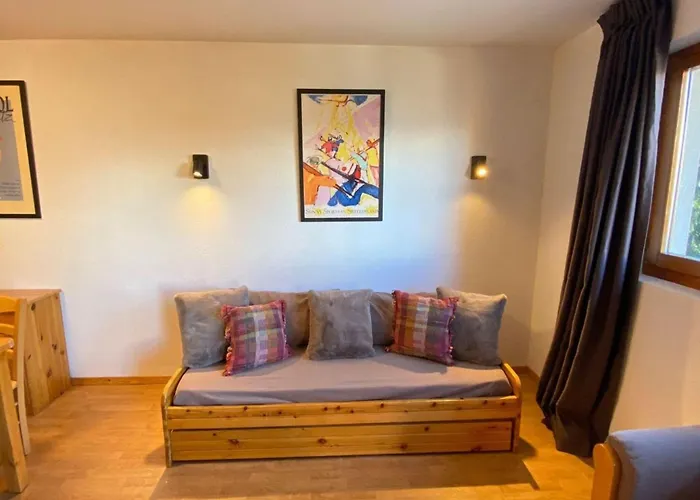 Near Piste De Tracouet * ナンダ