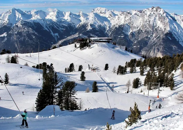 Near Piste De Tracouet アパート