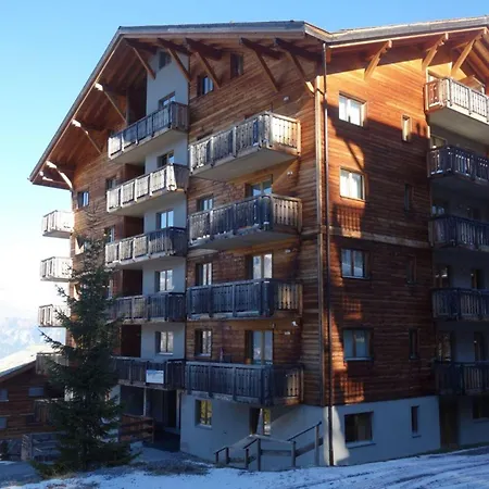 Near Piste De Tracouet