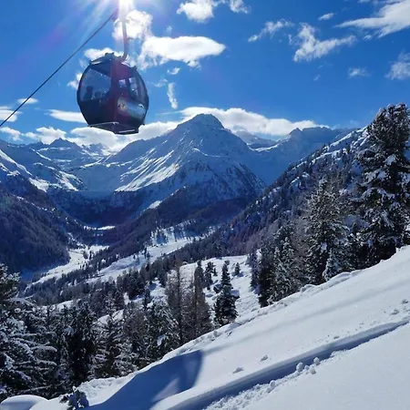 Near Piste De Tracouet Apartament